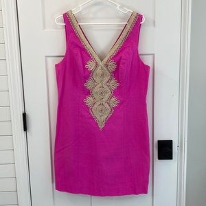 Lilly Pulitzer Junie Shift dress in berry sangria, size 12.